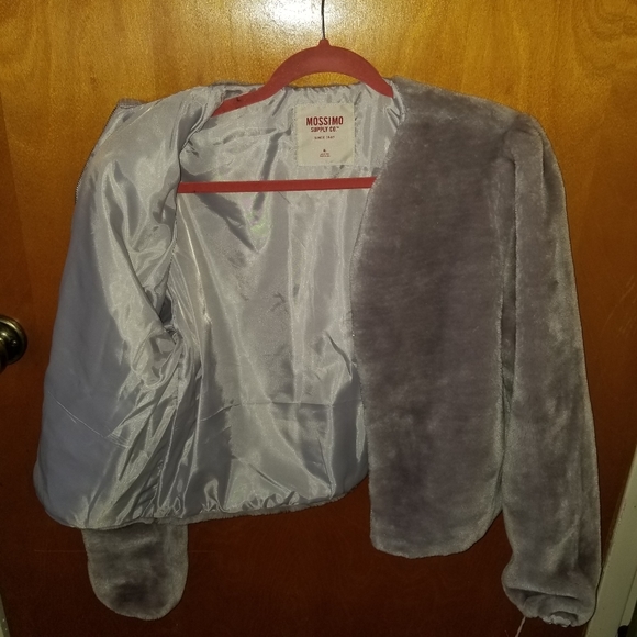 Faux Fur Jacket - Picture 2 of 7